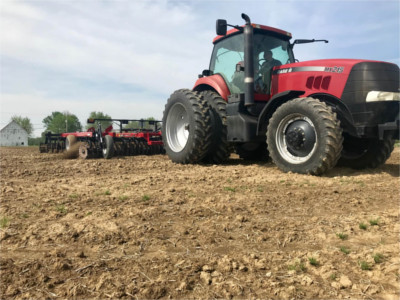 Seed Bed Preparation with Case IH 335 VT